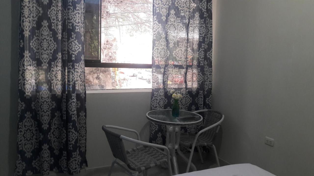 Aypa Hostal Trujillo Exterior photo